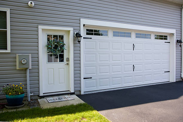 24/7 Emergency Garage Door Installation experts in South Rosemary, NC